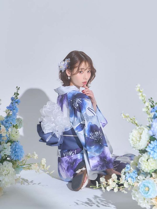 モデル：天海りこ　身長：156cm  着用サイズ：Fサイズ