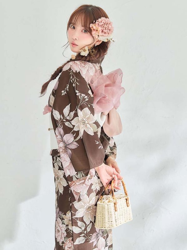 モデル：三上悠亜　身長：159cm