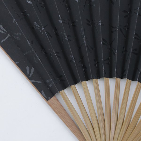 画像3: 【即日発送】【浴衣小物/扇子】黒トンボ柄扇子【1カラー】【YMT】 (3)