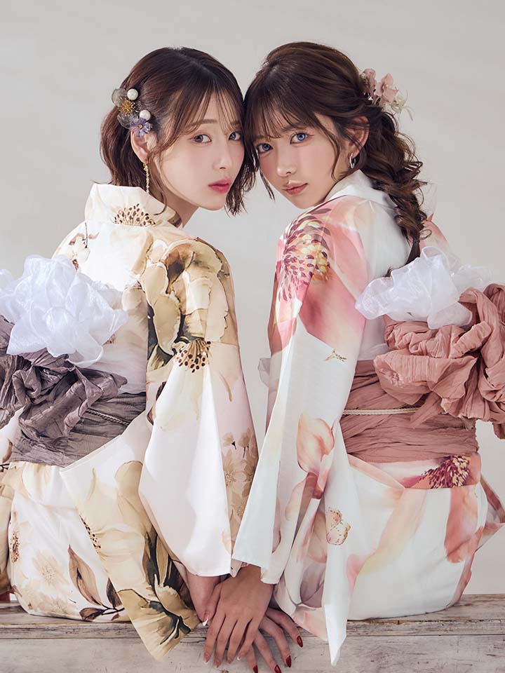 ホワイトエレガントフラワー浴衣/スウィートピンクコスモス浴衣